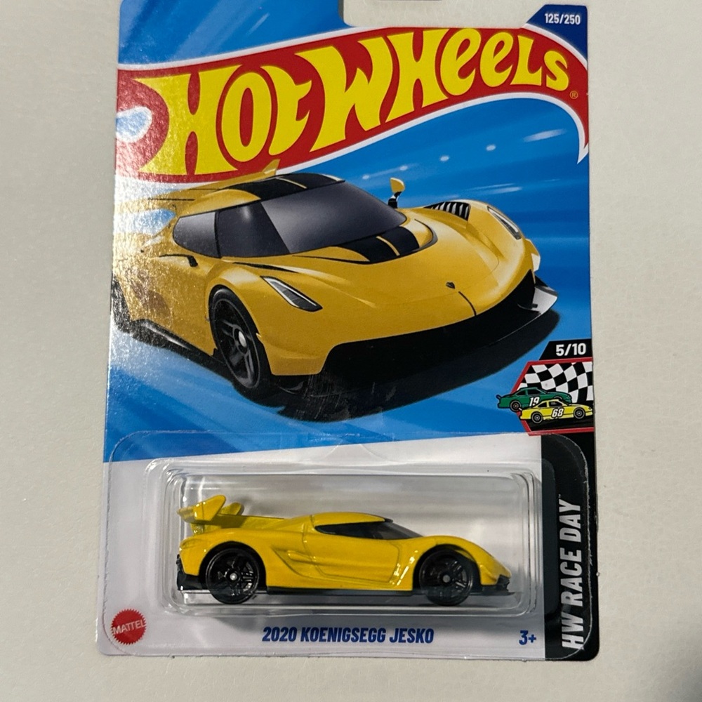 Hot Wheels Yellow 2020 Koenigsegg Jesko
